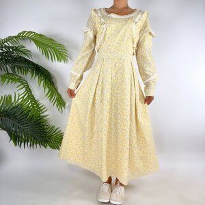 Vintage Style Yellow Floral Cottagecore Prairie Long Sleeve Ruffle Dress / Large